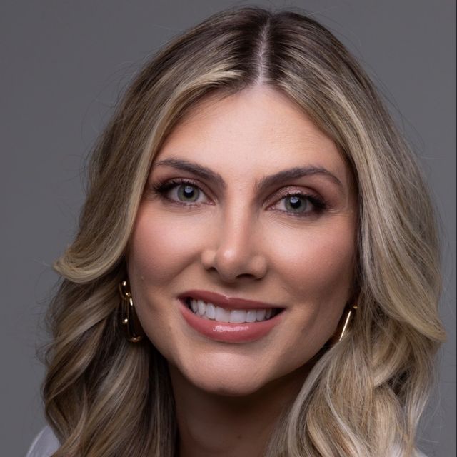 Ana Silveira Soncini, Oftalmologista Porto Alegre