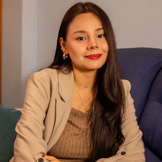 Mag. Wendy Yurani Becerra Florez