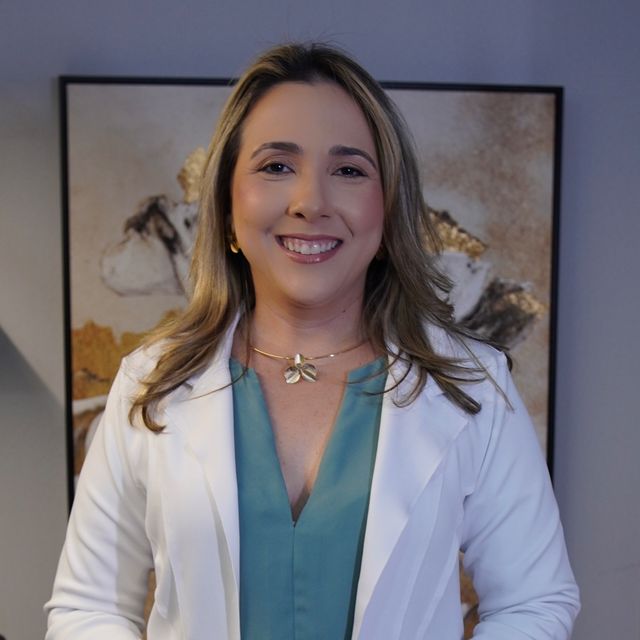 Andrine Alves, Gastroenterologista Sobral