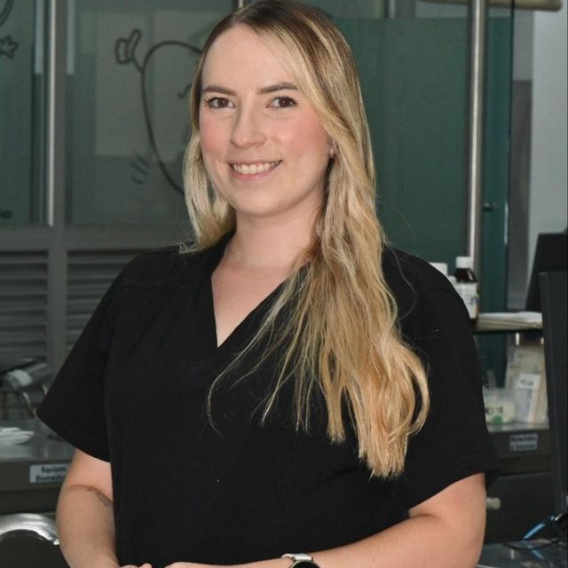 Maria Camila Restrepo Restrepo, Odontólogo Medellín