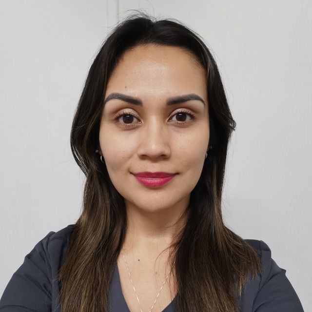 Ivonne Anabel Viteri Llivichusca, Médico general Valparaíso