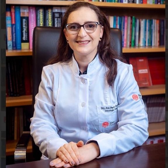 Ana Paula Dergham, Oncologista Curitiba