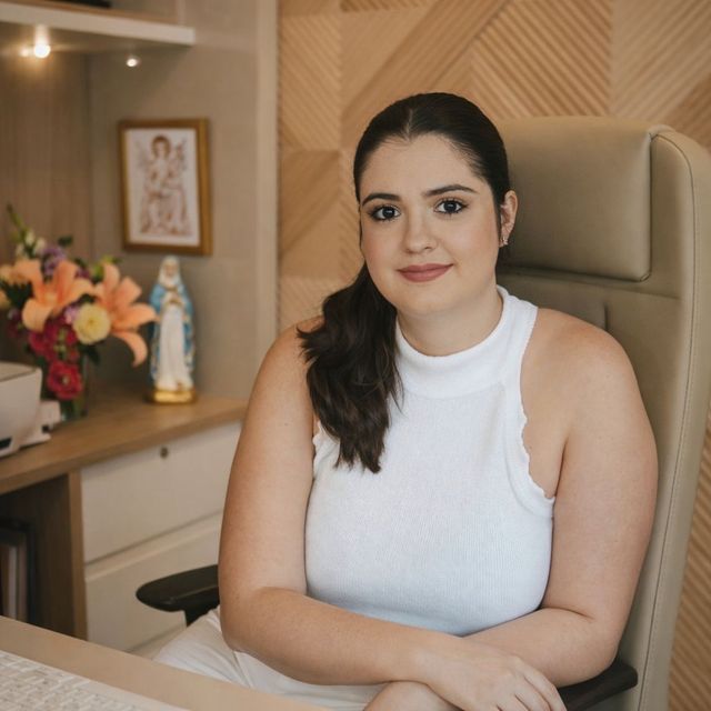 Mariana Lopes De Queiroz, Médico de família Belo Horizonte