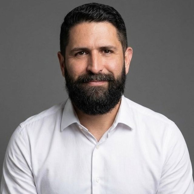 Aécio Lobo, Médico clínico geral Anápolis