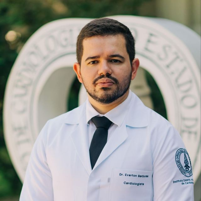 Everton Rafael De Souza Barbosa, Cardiologista Santo André