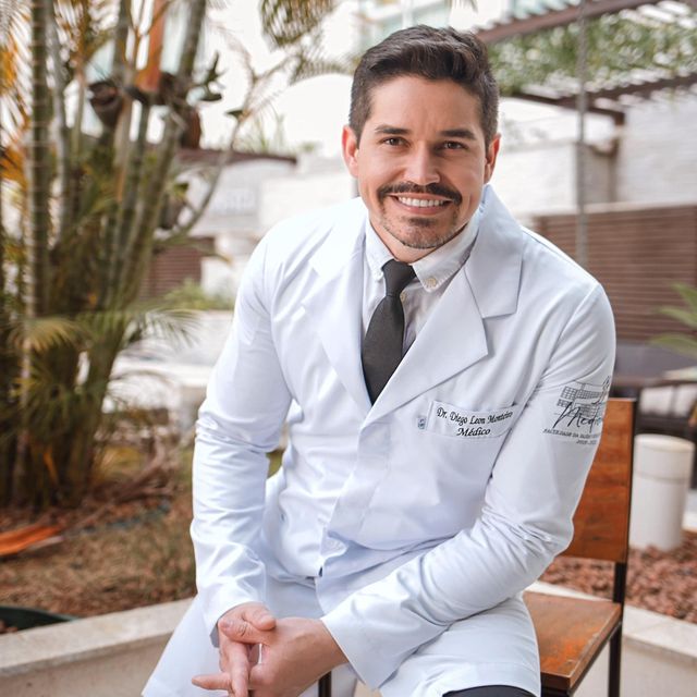 Diego Leon Souza Monteiro, Psiquiatra Vespasiano