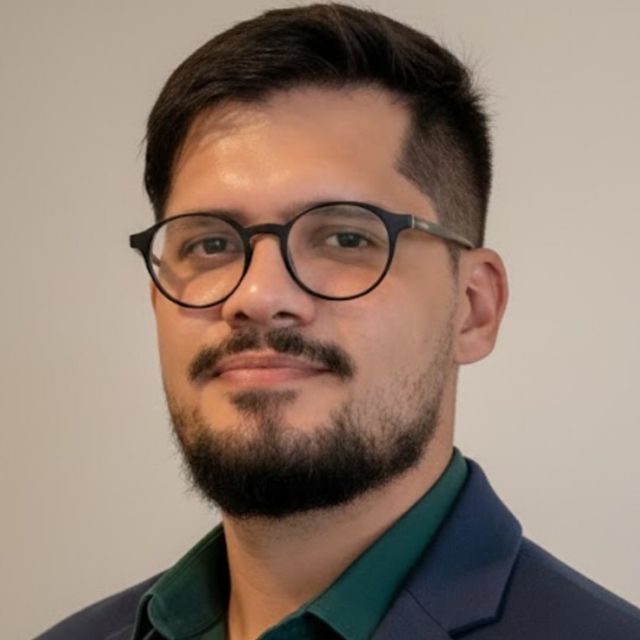 Luan Calça do Amaral, Médico clínico geral Santos