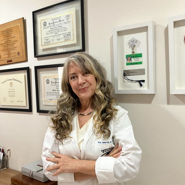Marcia Beatriz Tartarella, Oftalmologista São Paulo