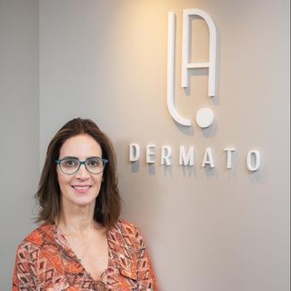 Ampliar imagem: Vanessa Lorena Rzezinski, Dermatologista Rio de Janeiro