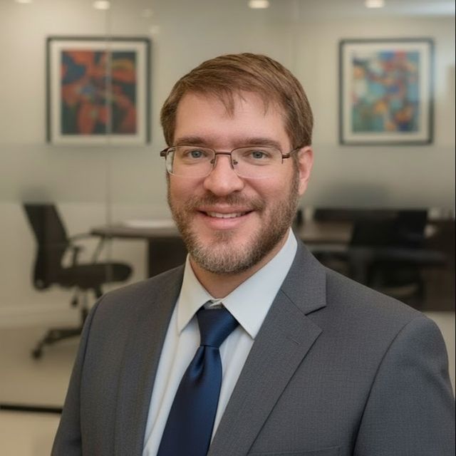 Rodrigo Almeida Borges, Neurocirurgião São Paulo