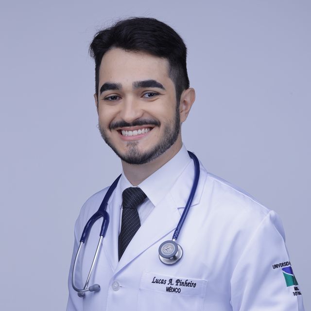 Lucas Andrade Pinheiro, Médico clínico geral Rio de Janeiro