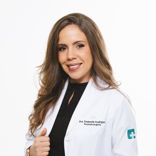 Ampliar imagem: Emanuelle  Rodrigues, Reumatologista Altamira