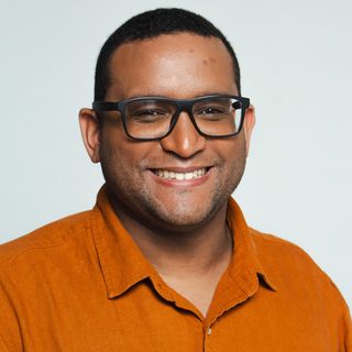 Robson R Mendonça, Terapeuta complementar Colombo