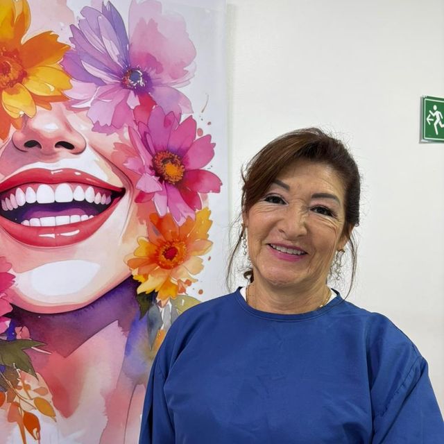 Luz Fabiola Castro Gutierrez, Odontólogo Chía