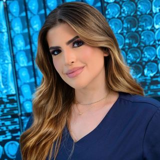 Ampliar imagem: Amanda  Canto Duarte, Médico clínico geral Manaus