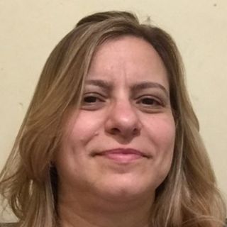 Dra. Adriana Rodrigues Vasconcelos