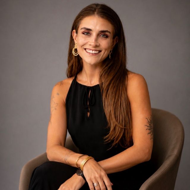 Eduarda Ampessan, Ginecologista Araucária
