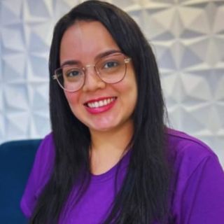 Caroline de Menezes, Psicólogo Americana