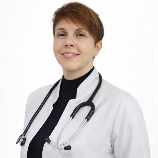 Denise Alves da Rocha Almeida, Pediatra Vitória