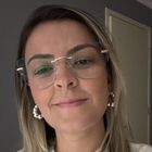 Dra. Emiliane Antunes