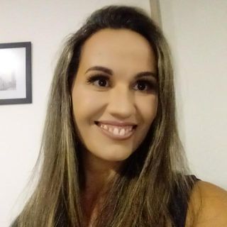 Ampliar imagem: Isabella Faleiro Vieira, Nutrólogo Goiânia