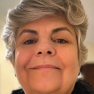 Maria Eduarda Magalhães Castro, Coloproctologista Rio de Janeiro