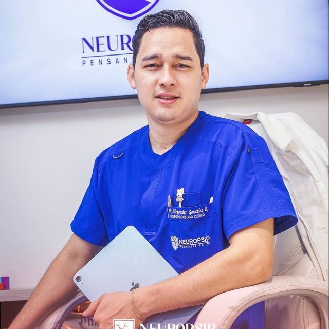 Alexander Gonzalez, Psicólogo Saravena