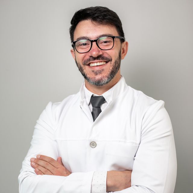 Geraldo Carvalho Vieira, Ortopedista - Traumatologista Porto Alegre