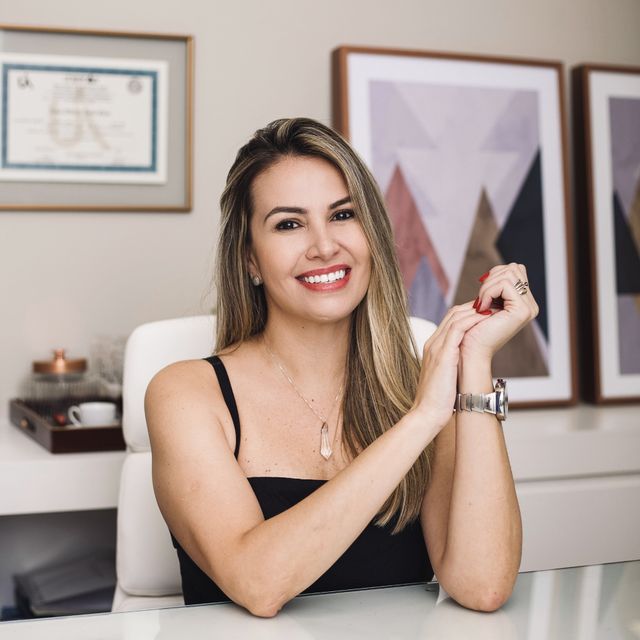 Anna Zilda de Avila Bardini, Dermatologista Belo Horizonte