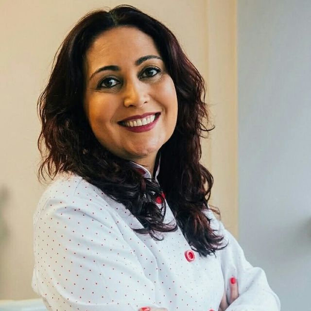 Adriana  Nunes da Silva Ramos , Dentista Porto Alegre