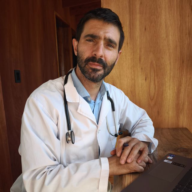 José Raquiar, Médico clínico La Plata