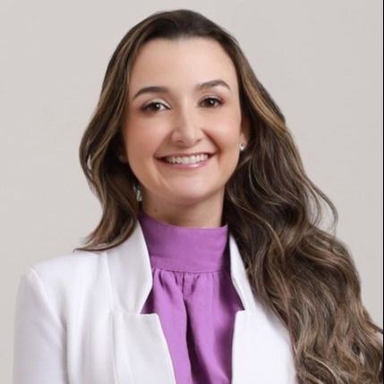 Caroline Costa de Mendonça, Dermatologista São Paulo