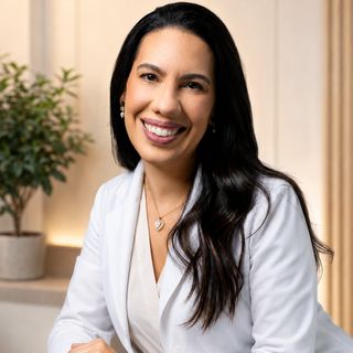 Danielle de Lara, Neurocirurgião Blumenau