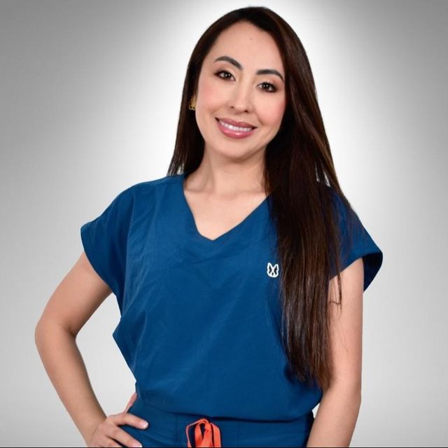 Alejandra Riascos Toro, Odontólogo Medellín