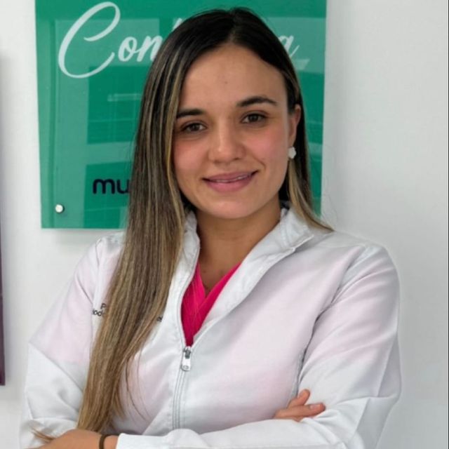 Pamela Alzate Hincapie, Odontólogo Manizales