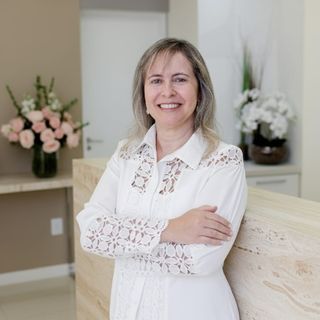 Celide Elisabeth Amaral Campista, Dermatologista Campinas