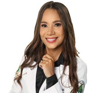 Barbara Evelyn, Ginecologista Currais Novos