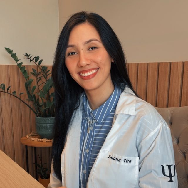 Luana Akemi Ura ., Psicólogo Campinas