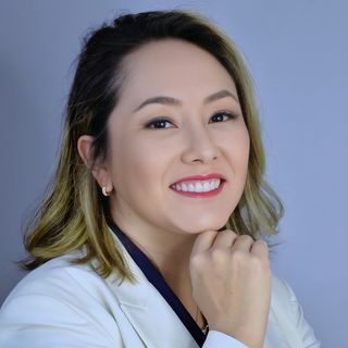 Luciana Takaki, Cirurgião plástico São José dos Campos