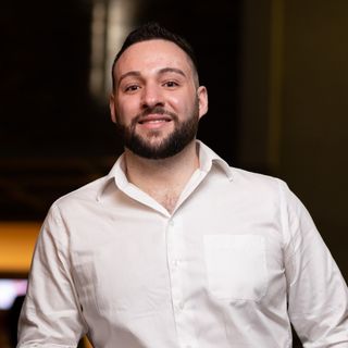 Ampliar imagem: Israel Scholtz Veiga, Ortopedista - Traumatologista Campo Largo