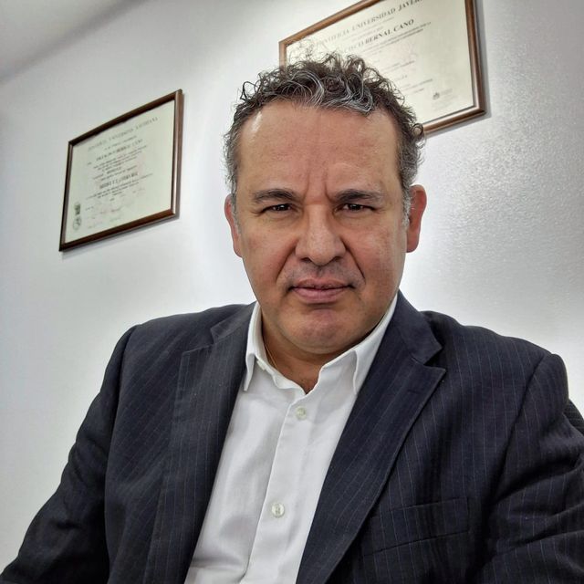 Francisco Bernal Cano, Neurólogo Bogotá