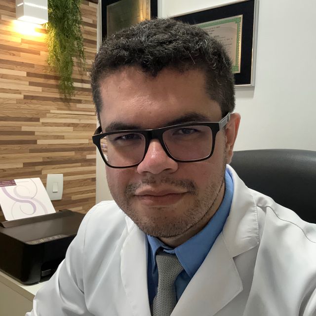 Tennyson Jubé de Oliveira Neto, Urologista Rio de Janeiro