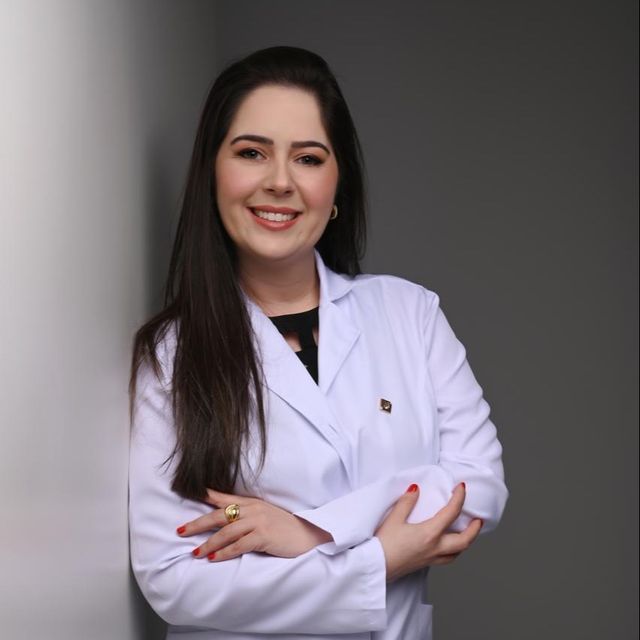 Aline Luchtenberg, Cardiologista Itajaí