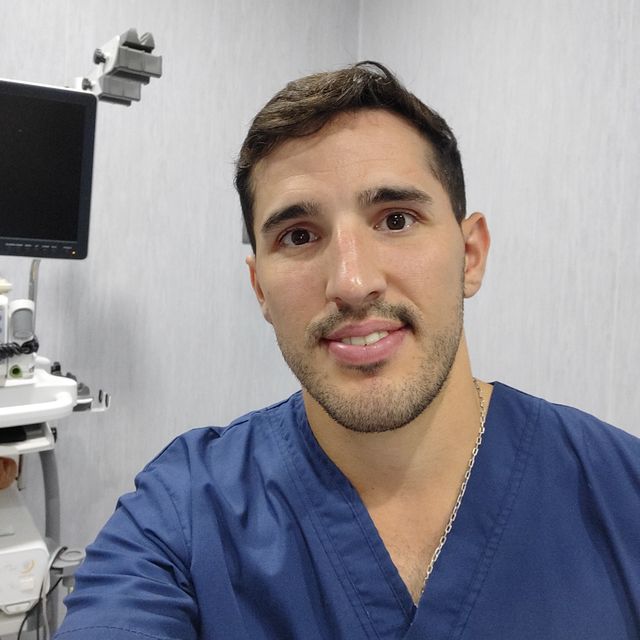 Andrés Munguia, Gastroenterólogo Lincoln