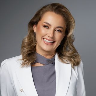 Dra. Mariana Jordão Cury