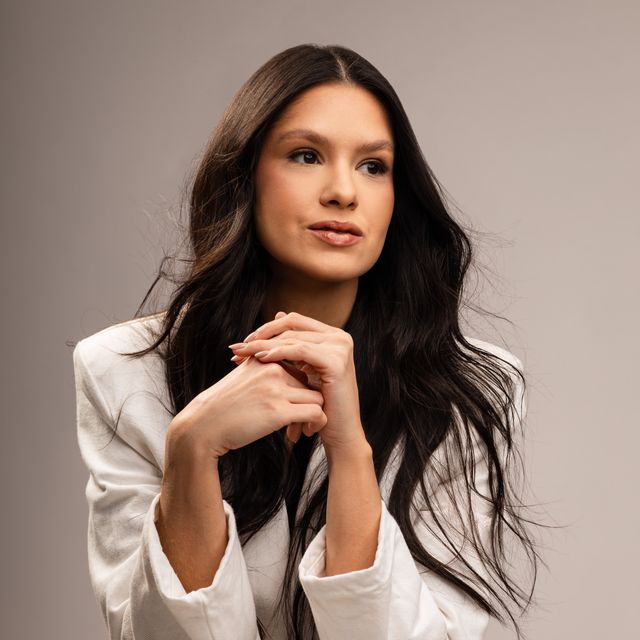 Julia Dalla Bernardina Pretti, Médico clínico geral Vitória