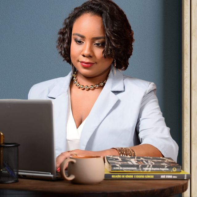 Cláudia Romeu, Psicólogo Niterói