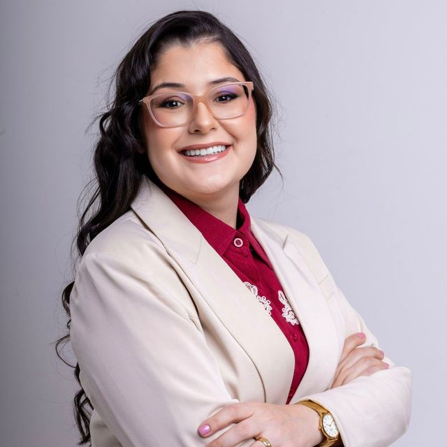 Alline Karolyne Cândida da Silva, Cirurgião torácico Goiânia