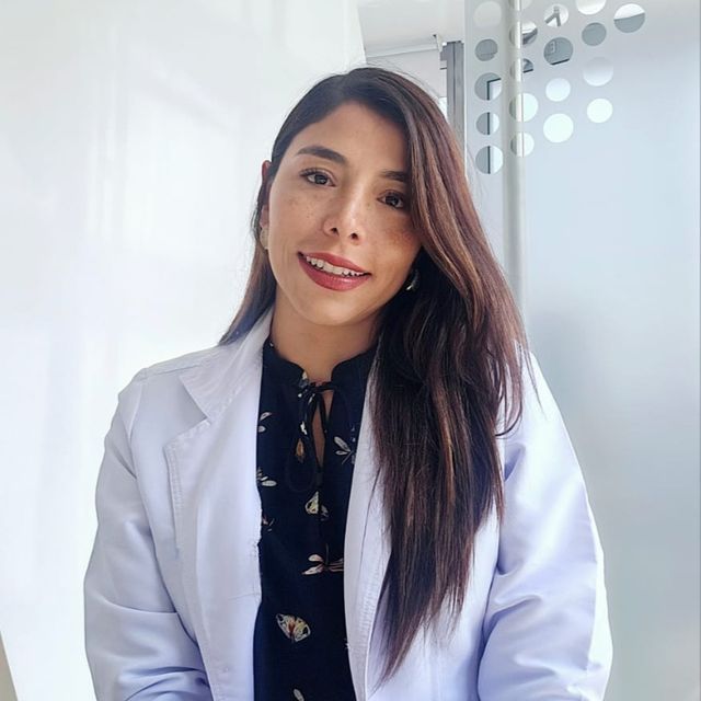 Viviana Andrea Reyes Martínez, Reumatólogo Bogotá