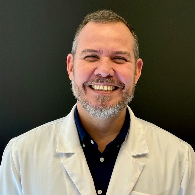 Raphael Cacciari Peryassú, Dermatologista Rio de Janeiro